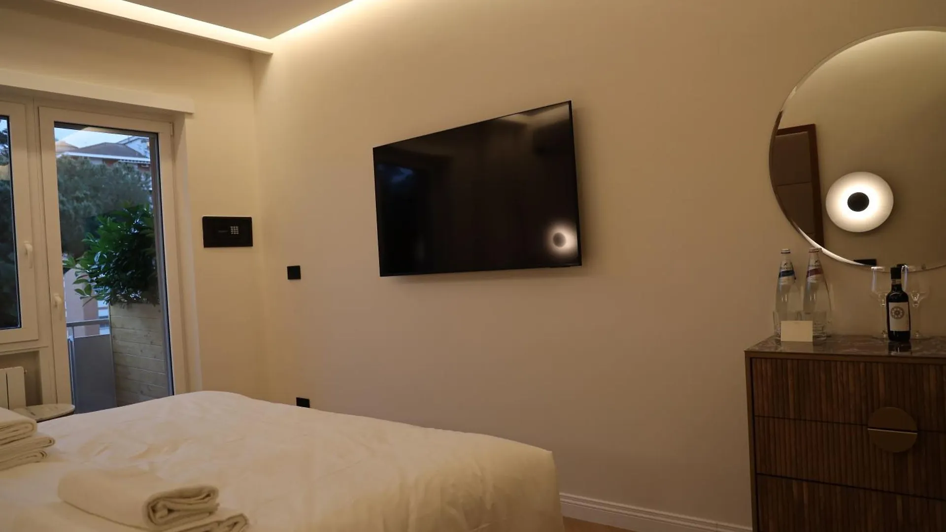 Guest house The Romex Hotel