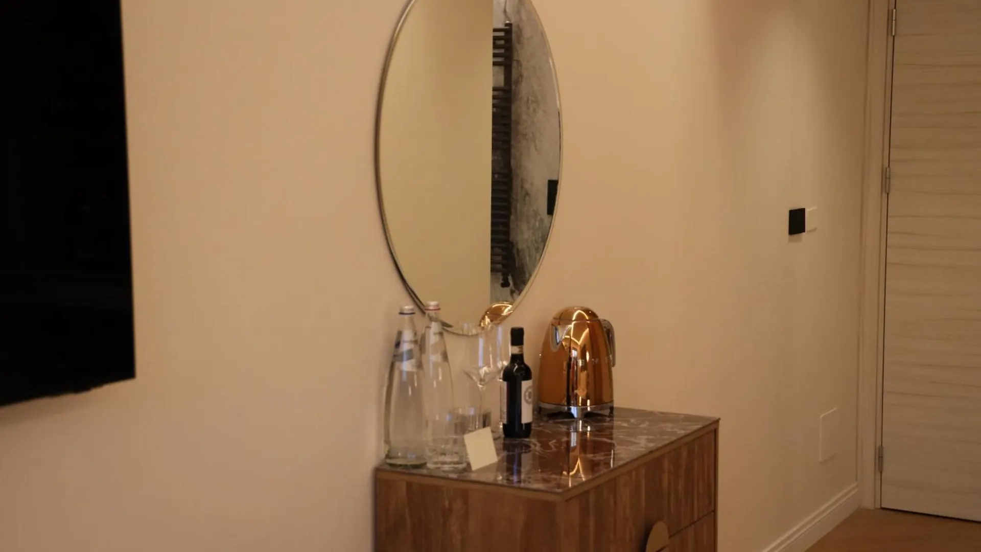 Guest house The Romex Hotel Italy