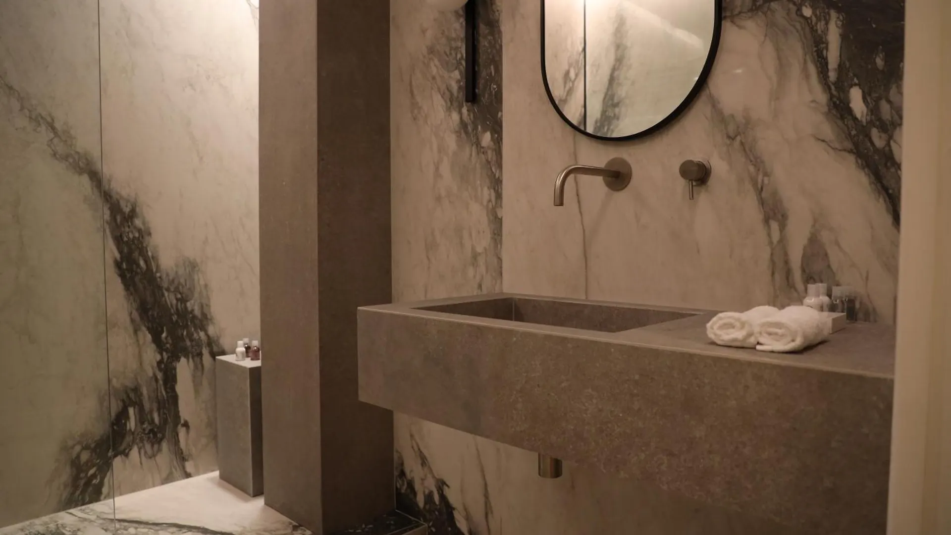 The Romex Hotel Guest house