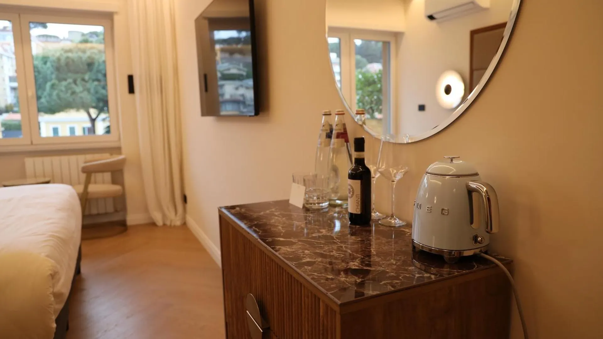 The Romex Hotel 0*, Rome Italy