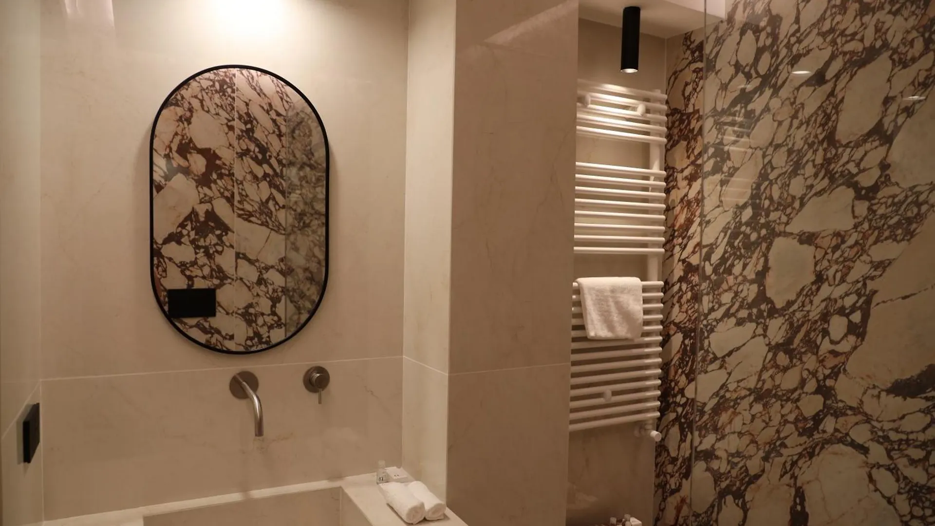 The Romex Hotel 0*, Rome Italy